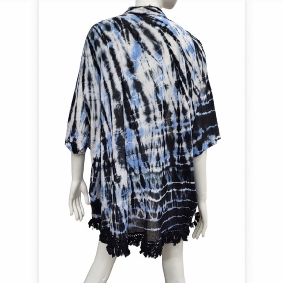 Gypsy 05 Shaka 3/4 sleeve easy Kimono. Black/azure/white. Size small. - Picture 3 of 9